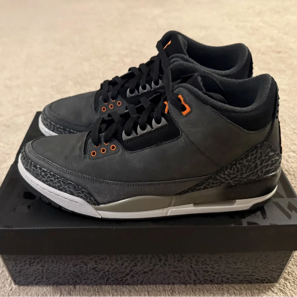Jordan 3 Retro Fear (2023) - Picture 4 of 9